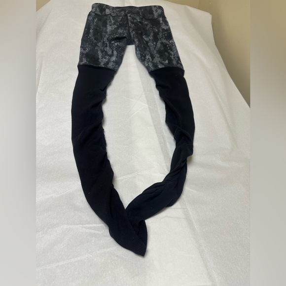 Alo Yoga Goddess Black Python Glossy Leggings🪻 - Picture 4 of 8